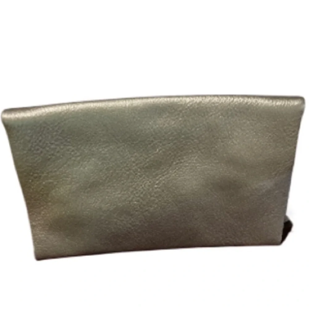 NWT Glitzy Girlz Silver Clutch/Crossbody Purse - Picture 3 of 7